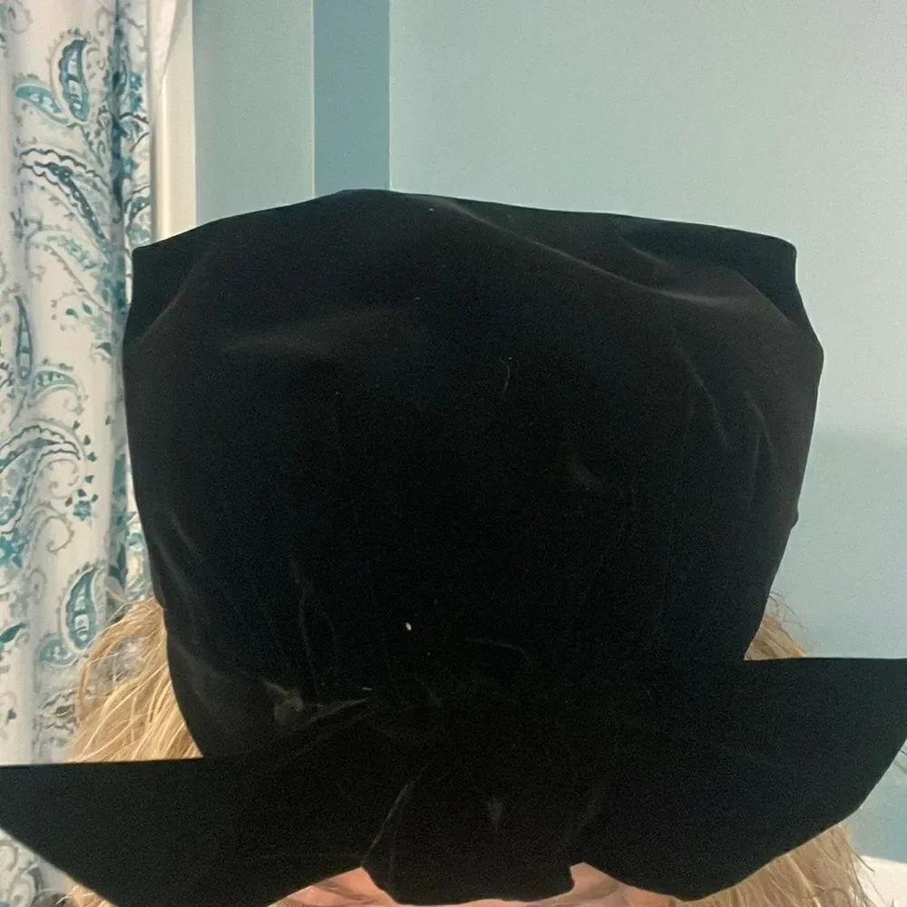 **Host Pick** VTG Yves Saint Laurent Velvet Beret Hat with Bow Circa 1960